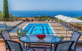 Eltheo Villas